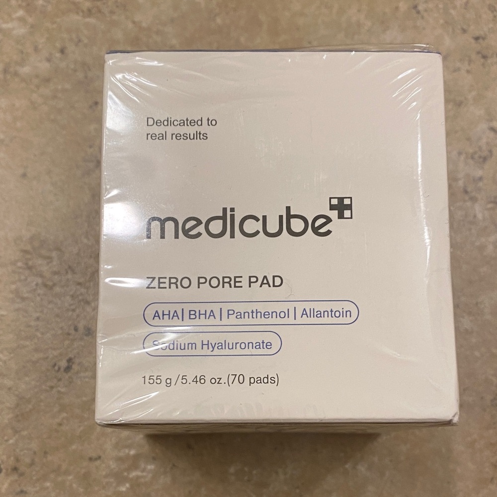 Medicube Zero Pore Pad